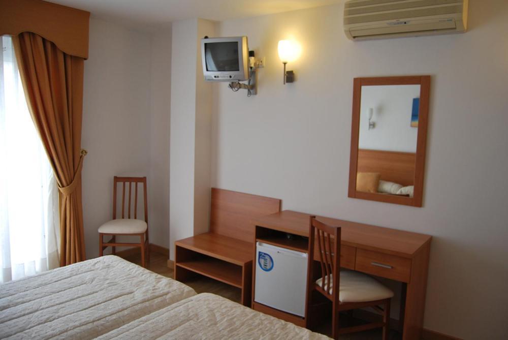 Hotel Plaza Portonovo Exterior photo